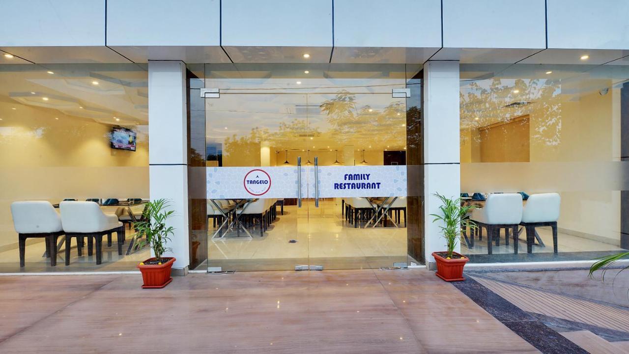 Mastiff Select Gulbarga Hotel Kalaburagi Bagian luar foto