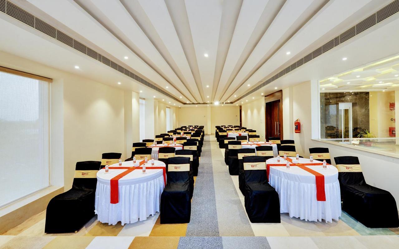 Mastiff Select Gulbarga Hotel Kalaburagi Bagian luar foto