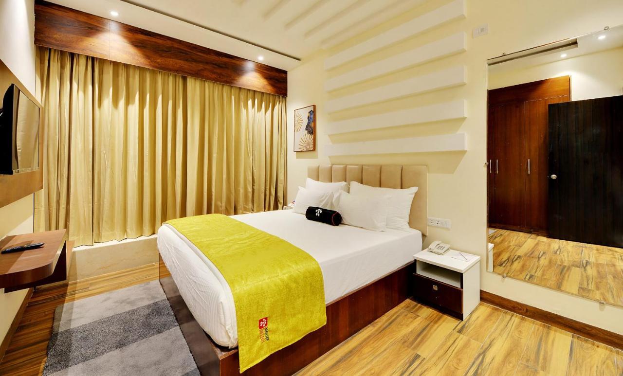 Mastiff Select Gulbarga Hotel Kalaburagi Bagian luar foto