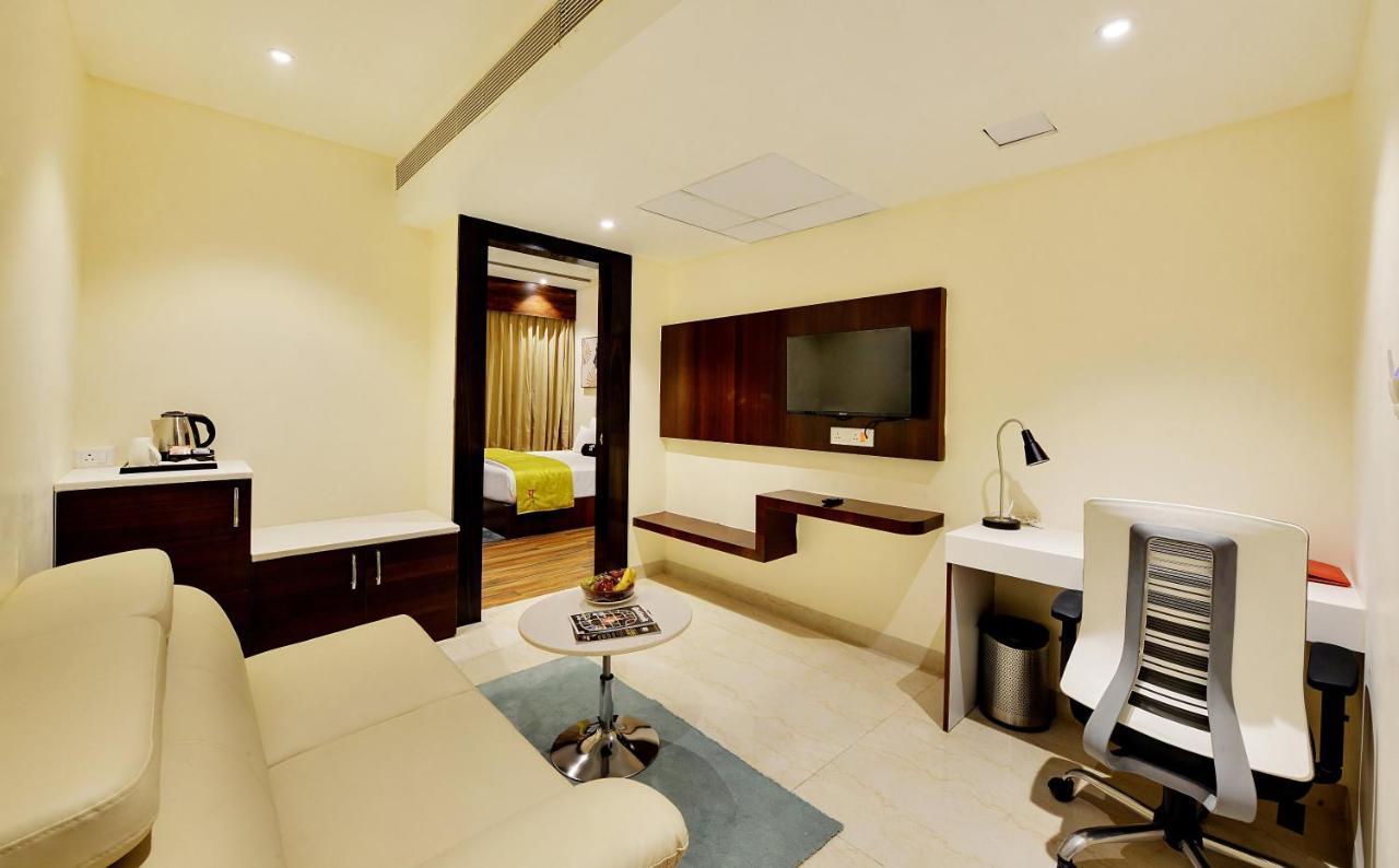 Mastiff Select Gulbarga Hotel Kalaburagi Bagian luar foto