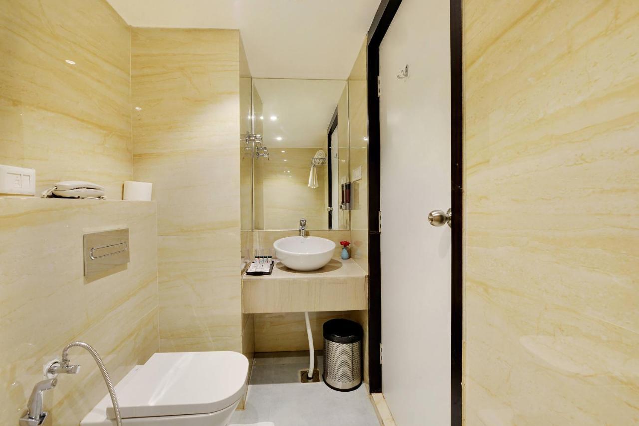 Mastiff Select Gulbarga Hotel Kalaburagi Bagian luar foto